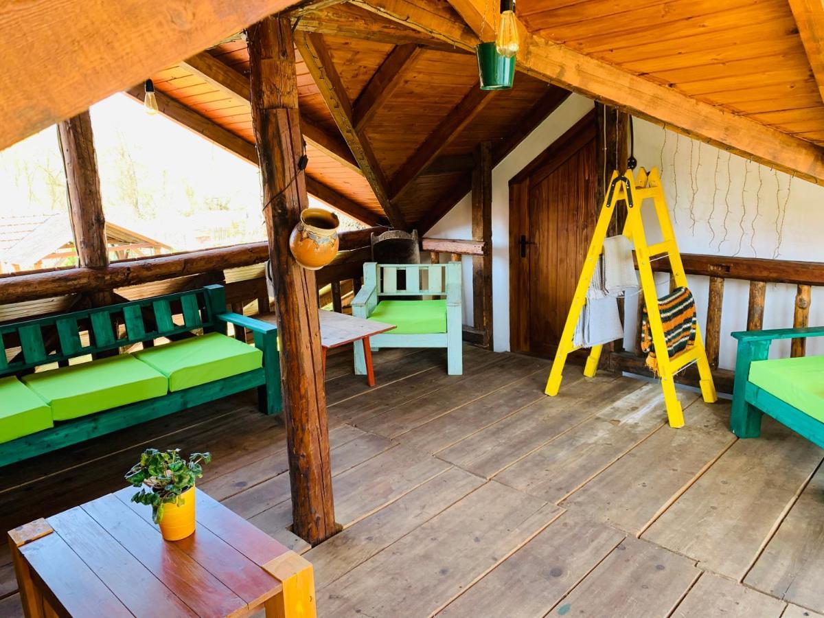 Hotel Casa "La Moara Din Gradina" Eftimie Murgu Esterno foto
