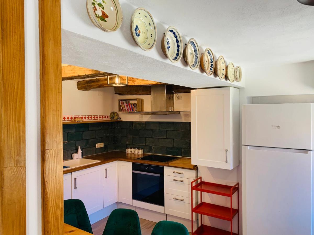 Hotel Casa "La Moara Din Gradina" Eftimie Murgu Esterno foto