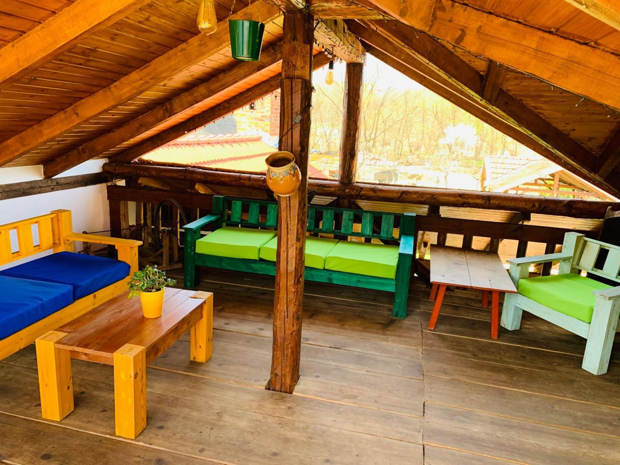 Hotel Casa "La Moara Din Gradina" Eftimie Murgu Esterno foto