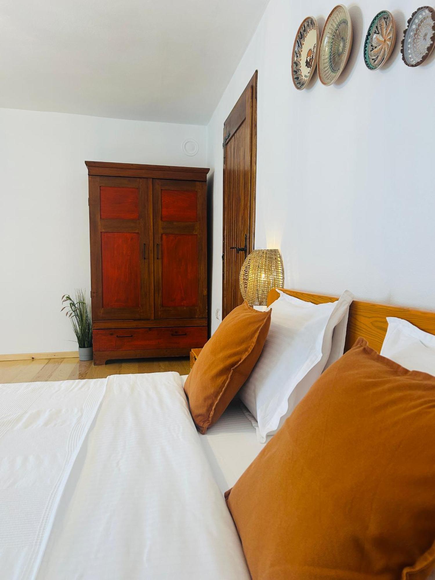 Hotel Casa "La Moara Din Gradina" Eftimie Murgu Esterno foto